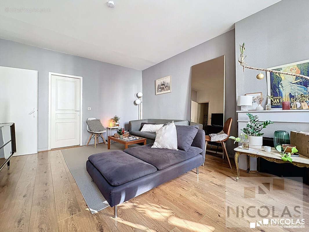 Appartement à BORDEAUX