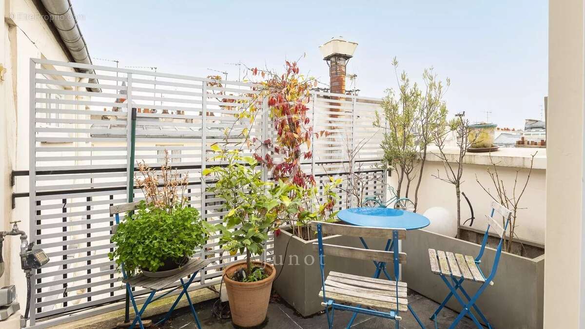 Appartement à PARIS-6E