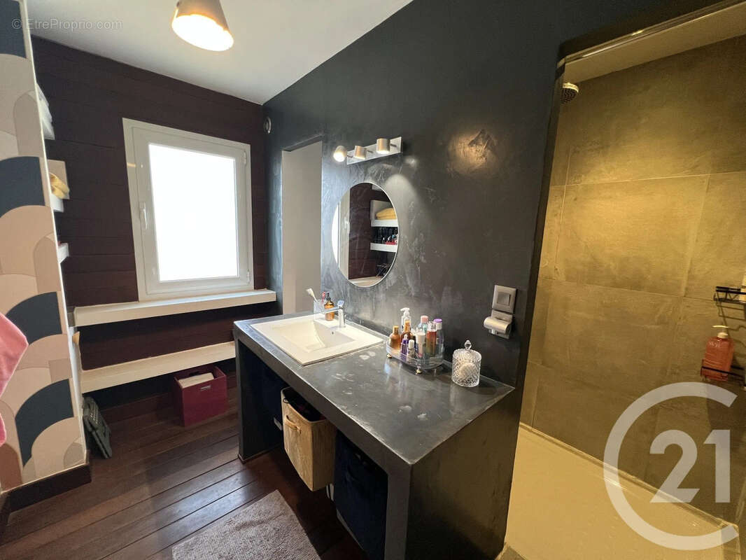Appartement 125 m² à San-Martino-Di-Lota  - photo 19