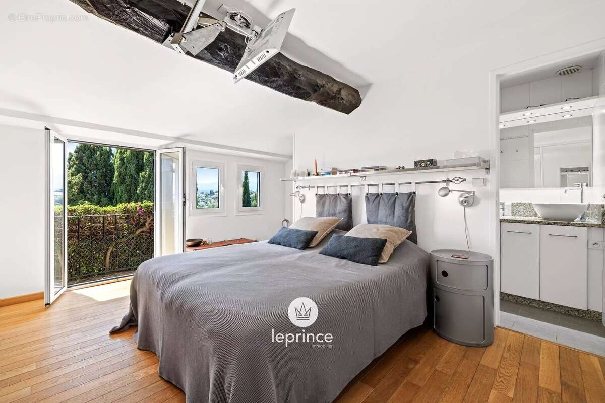 Appartement à CAGNES-SUR-MER