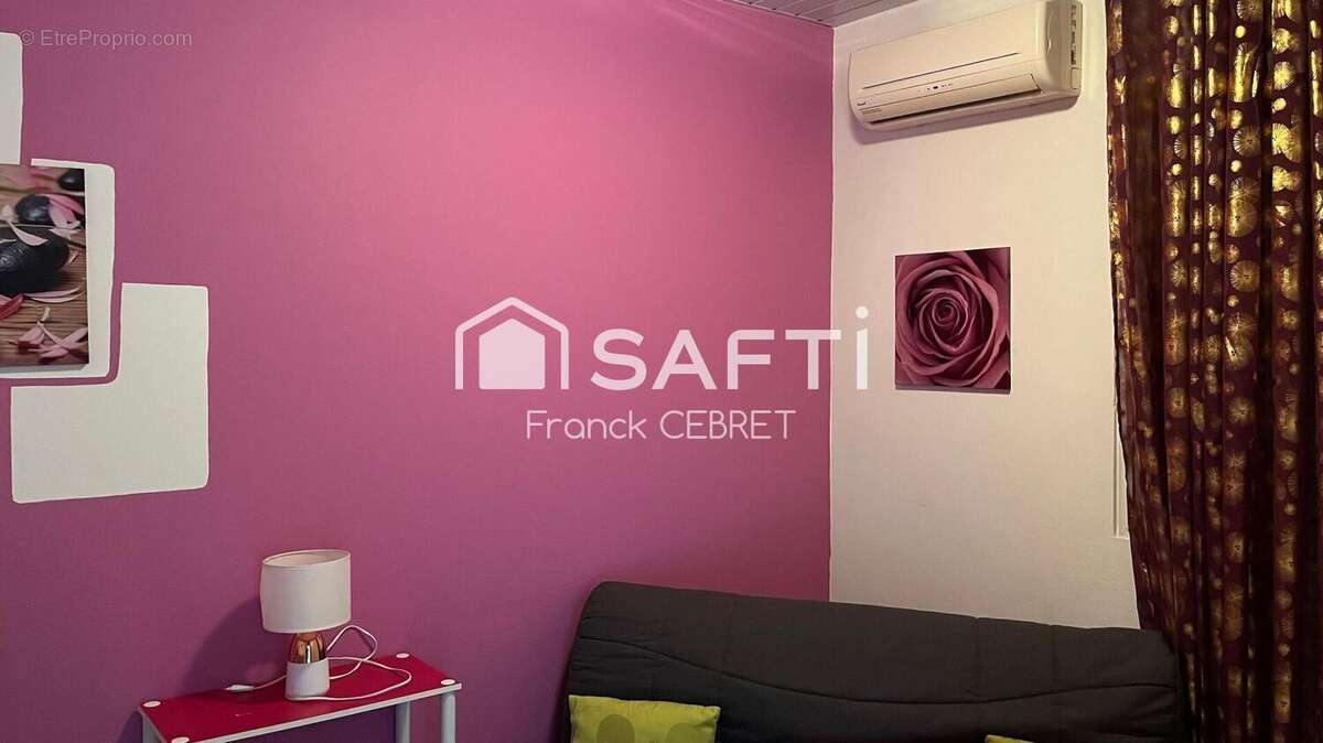 Photo 9 - Maison à REMIRE-MONTJOLY