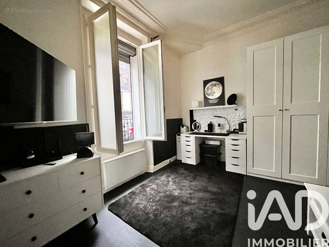 Photo 1 - Appartement à MONTROUGE
