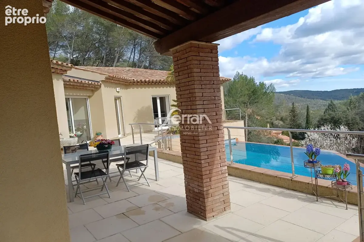 Maison 5 pièces 157 m² à vendre à Entrecasteaux (83570) - photo 5