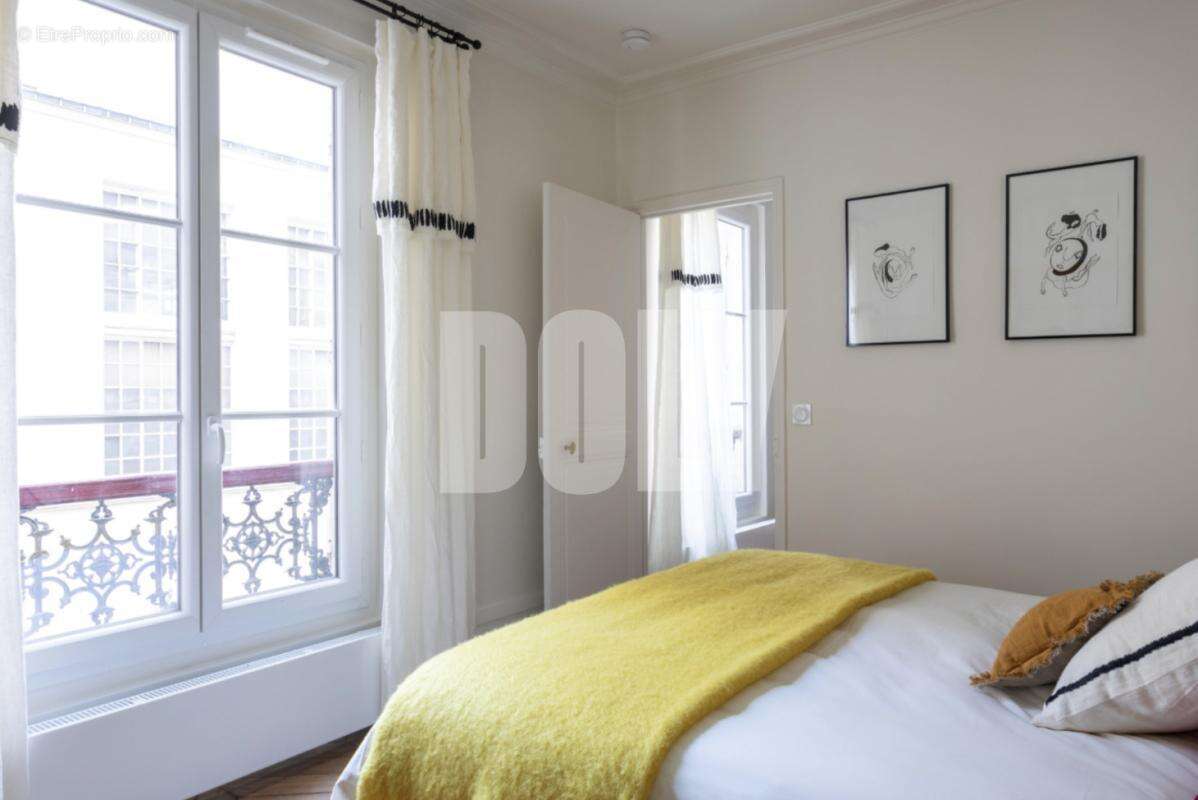Appartement à CLICHY