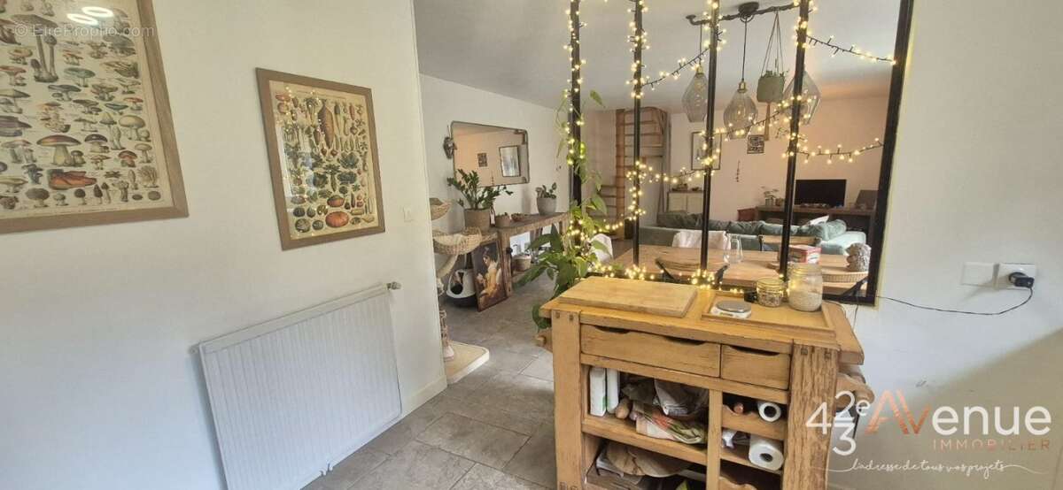 Appartement à SAINT-ETIENNE