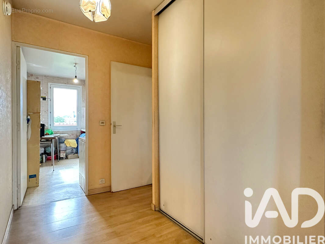 Photo 7 - Appartement à LA COURNEUVE