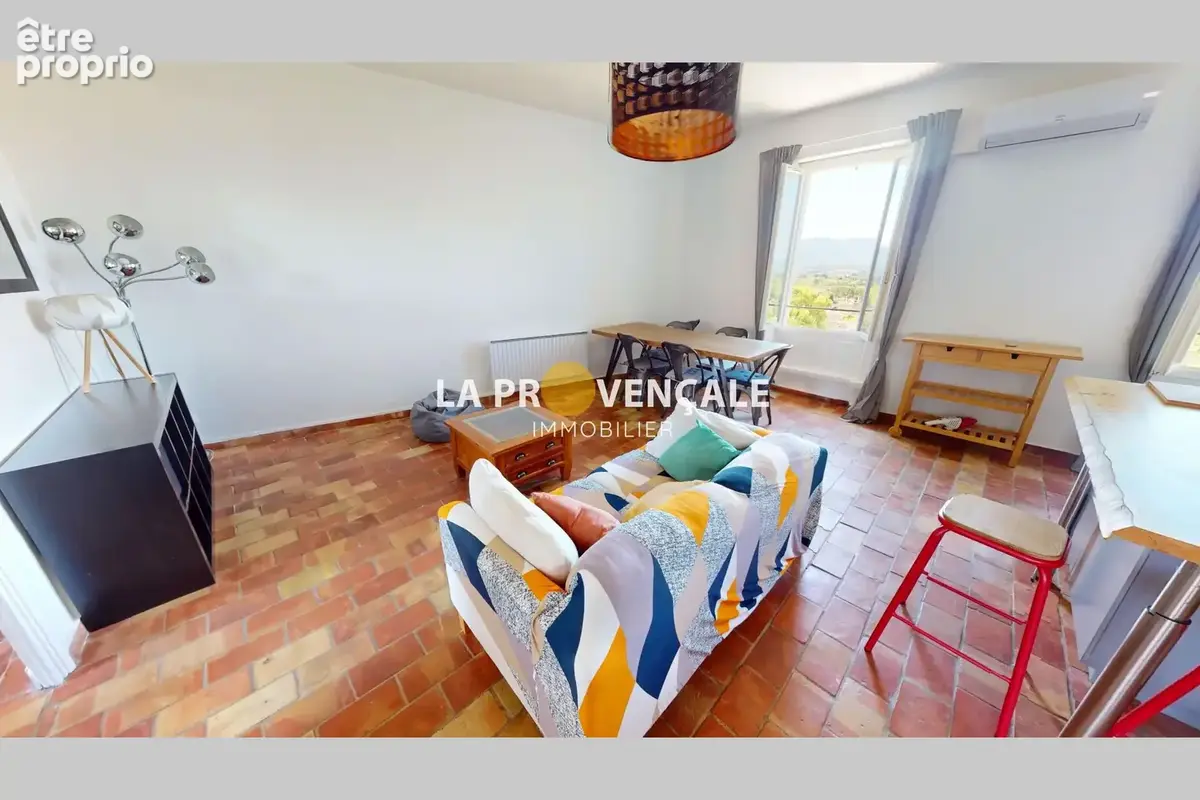 Appartement 3 pièces 63 m² à vendre à Pourrieres (83910) - photo 3