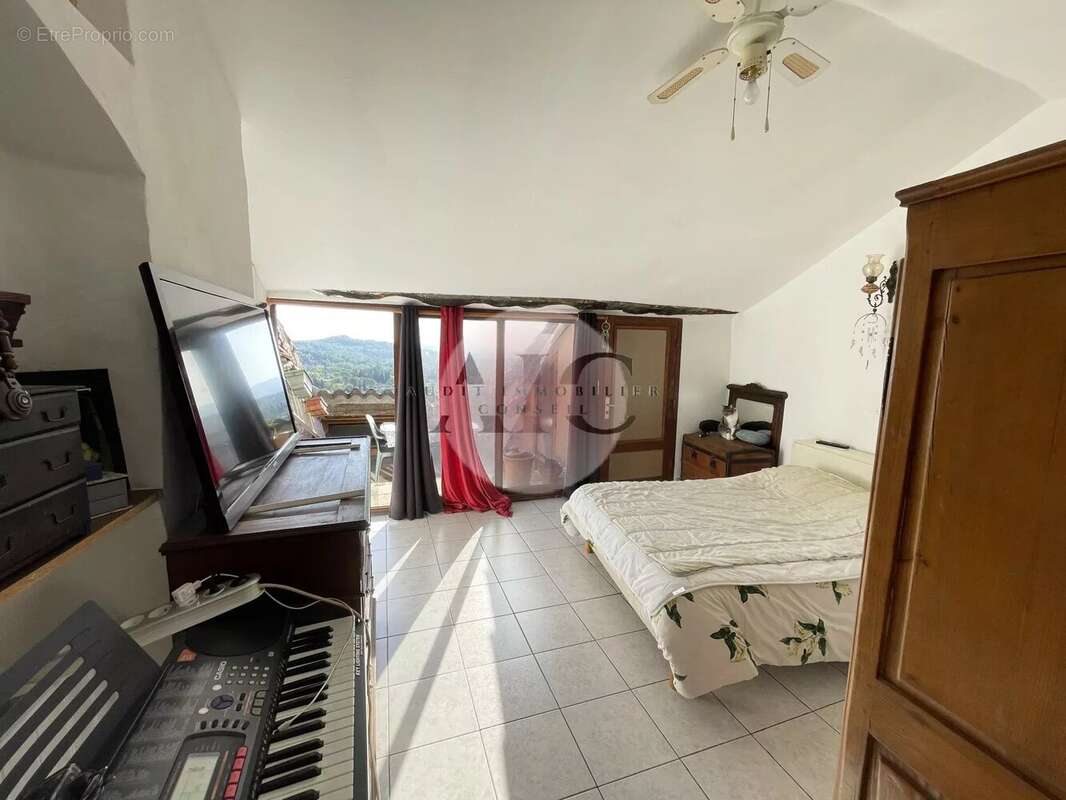 Appartement 96 m² à Seillans  - photo 10