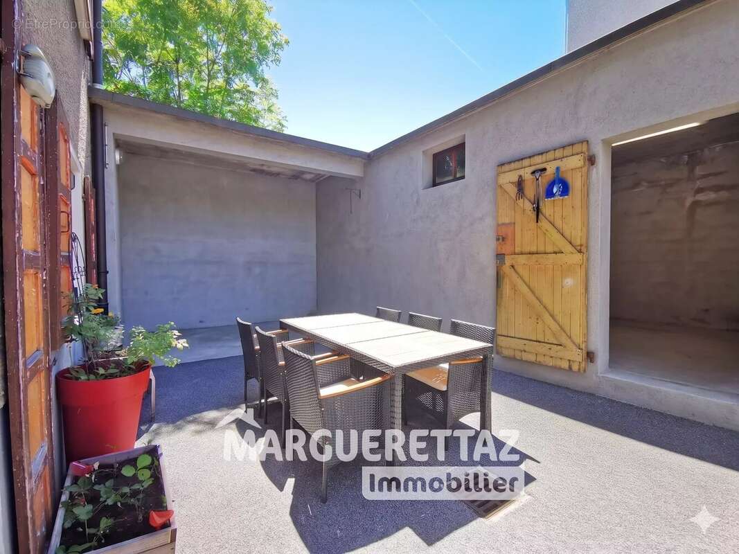 Appartement à HABERE-LULLIN