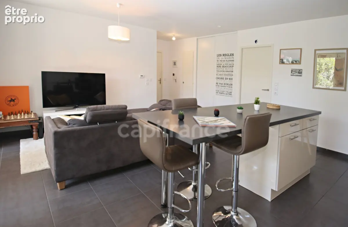 Appartement en rez-dejardin à vendre 3 pièces de 67 m² SCIEZ (74) - photo 2
