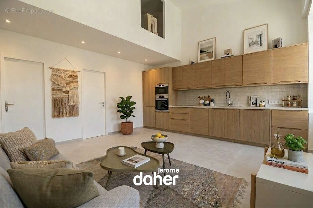Appartement à MARSEILLE-7E