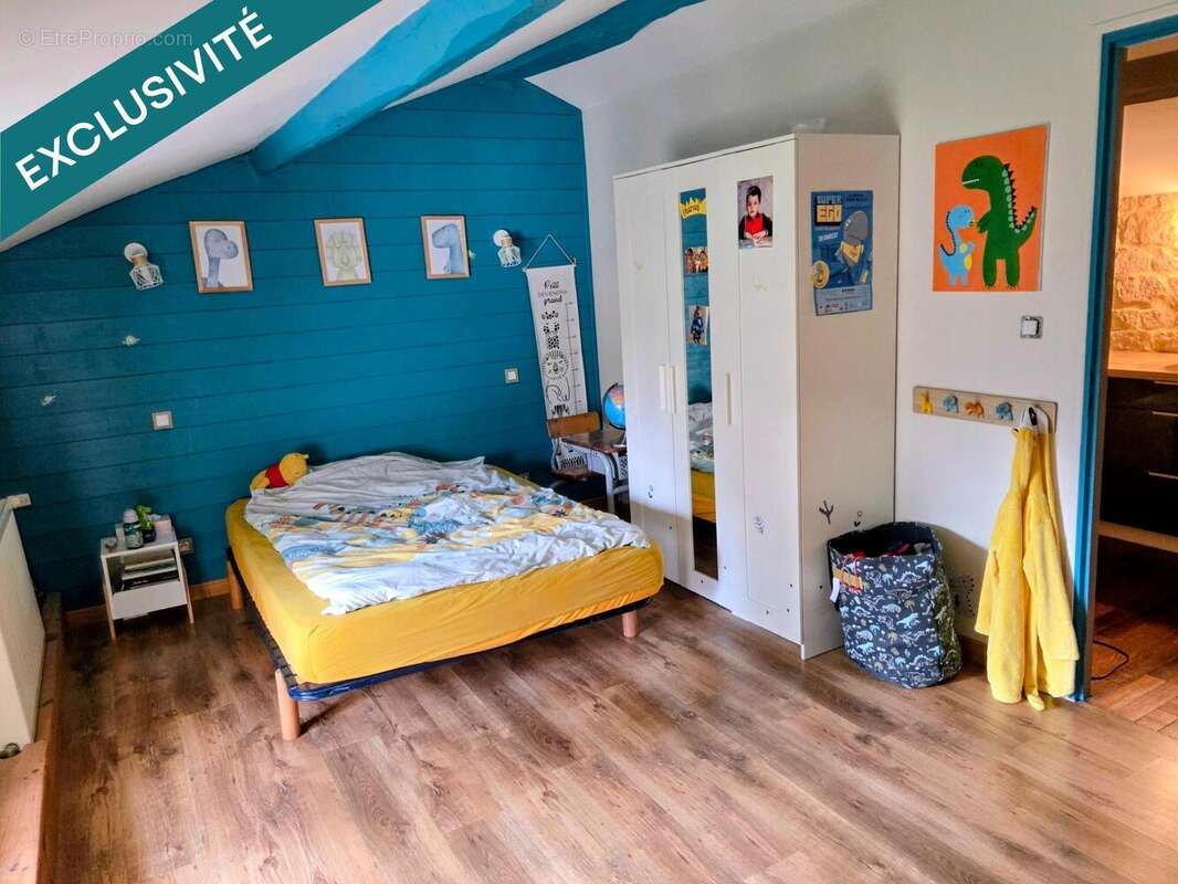 Maison 180 m² à La Creche  - photo 9
