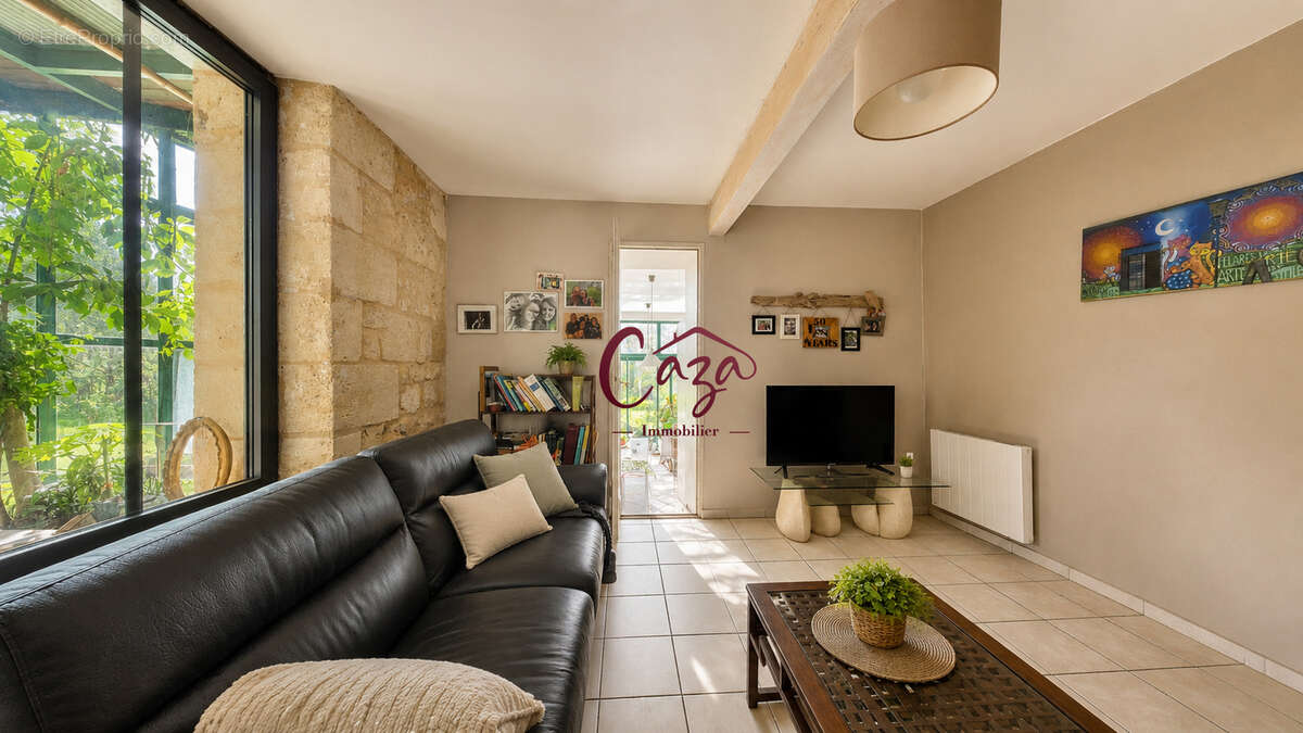 Maison à FARGUES-SAINT-HILAIRE