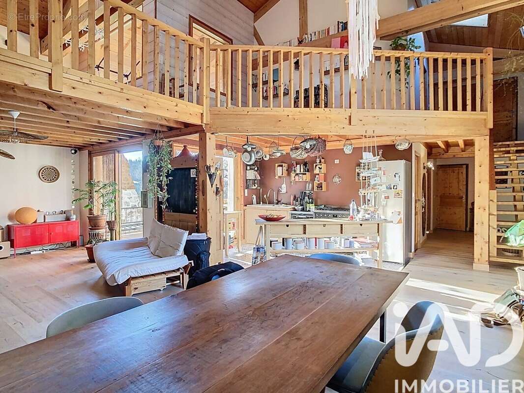 Photo 3 - Maison à RIOTORD