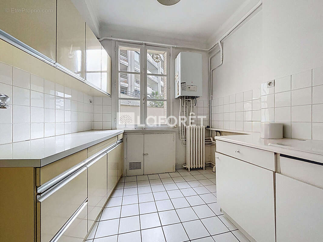 T3 de 60m2 - av jean janvier - photo 2
