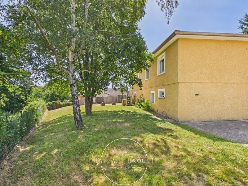 Maison à JARDIN