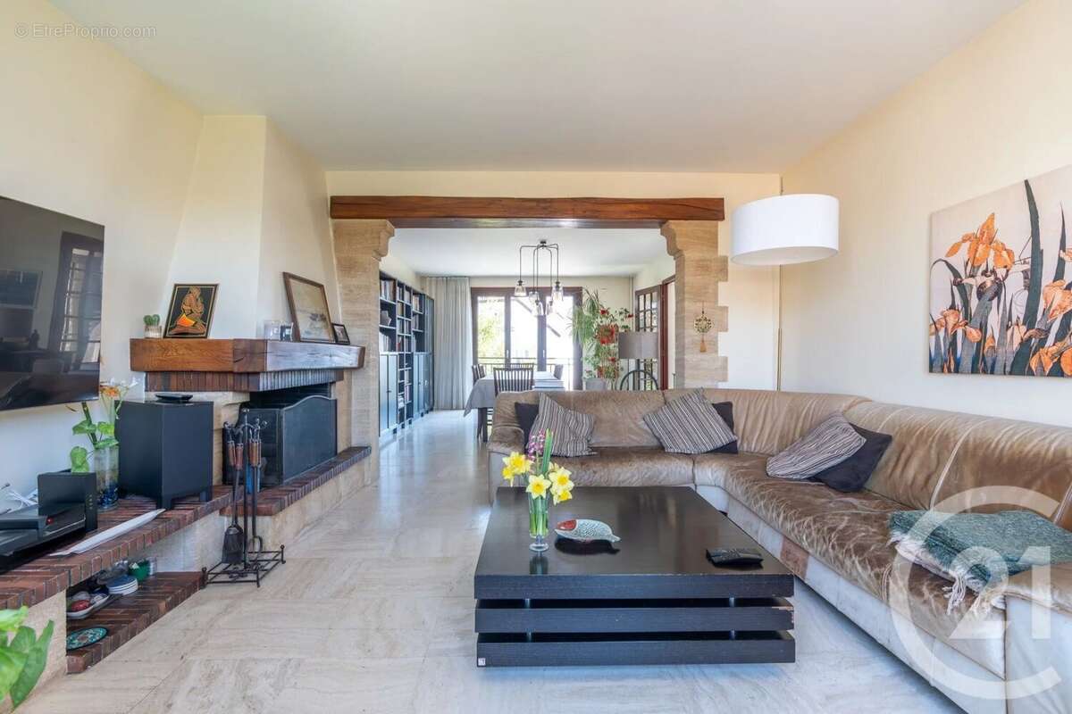 Maison à VILLIERS-SUR-MARNE