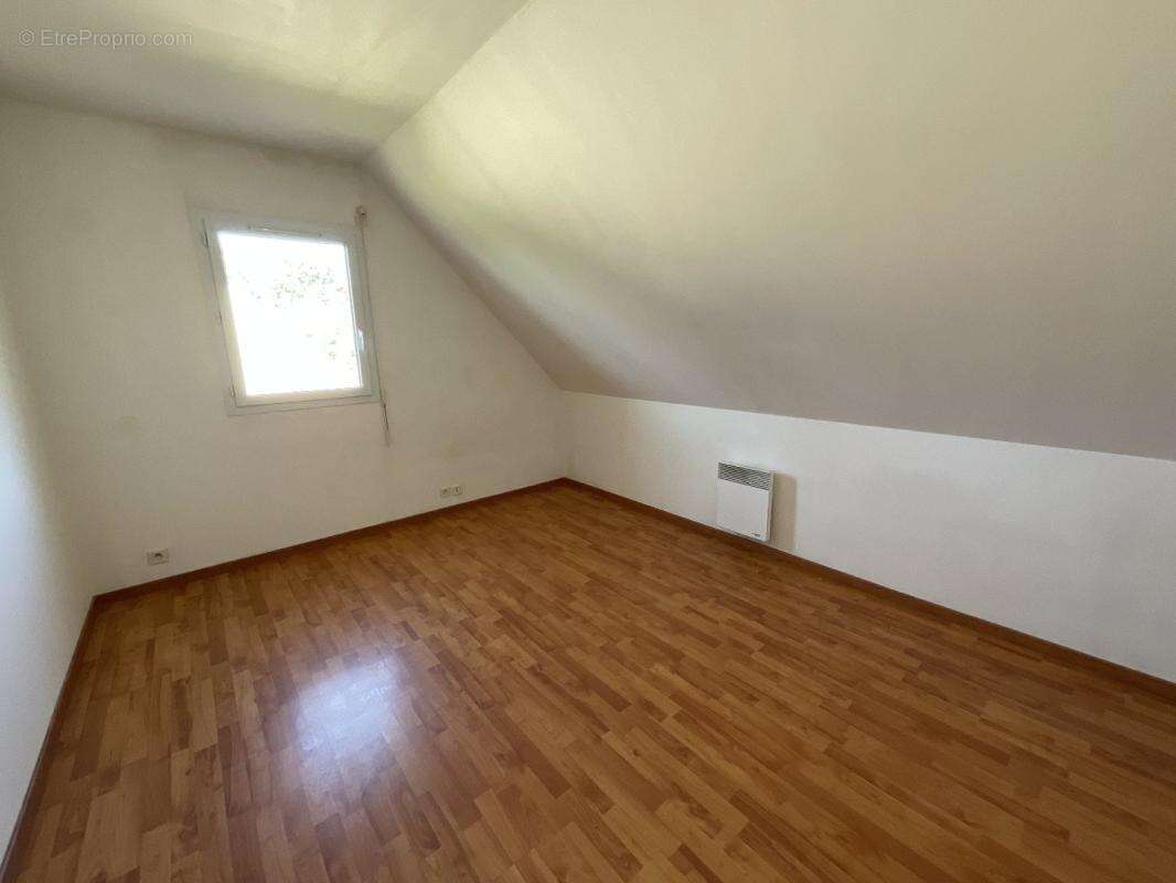 Maison 110 m² à Pleugueneuc  - photo 7
