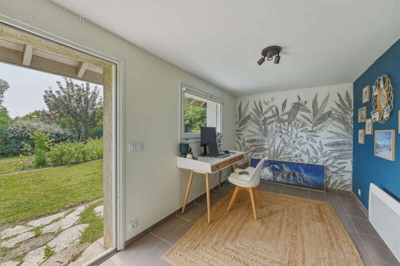 Maison à vendre 6 pièces PREVESSIN MOENS (01) - photo 10