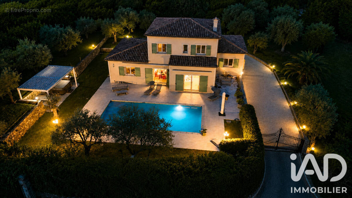 Photo 1 - Maison à GRASSE