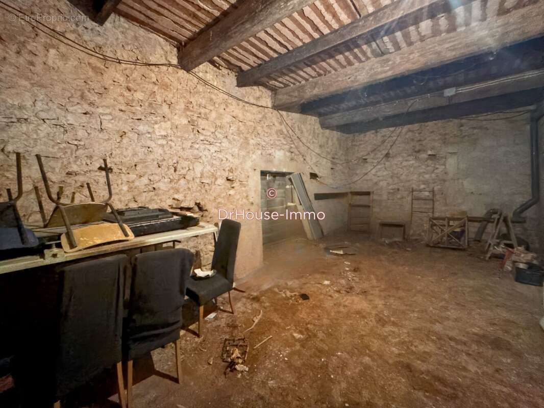 Maison à POMEROLS