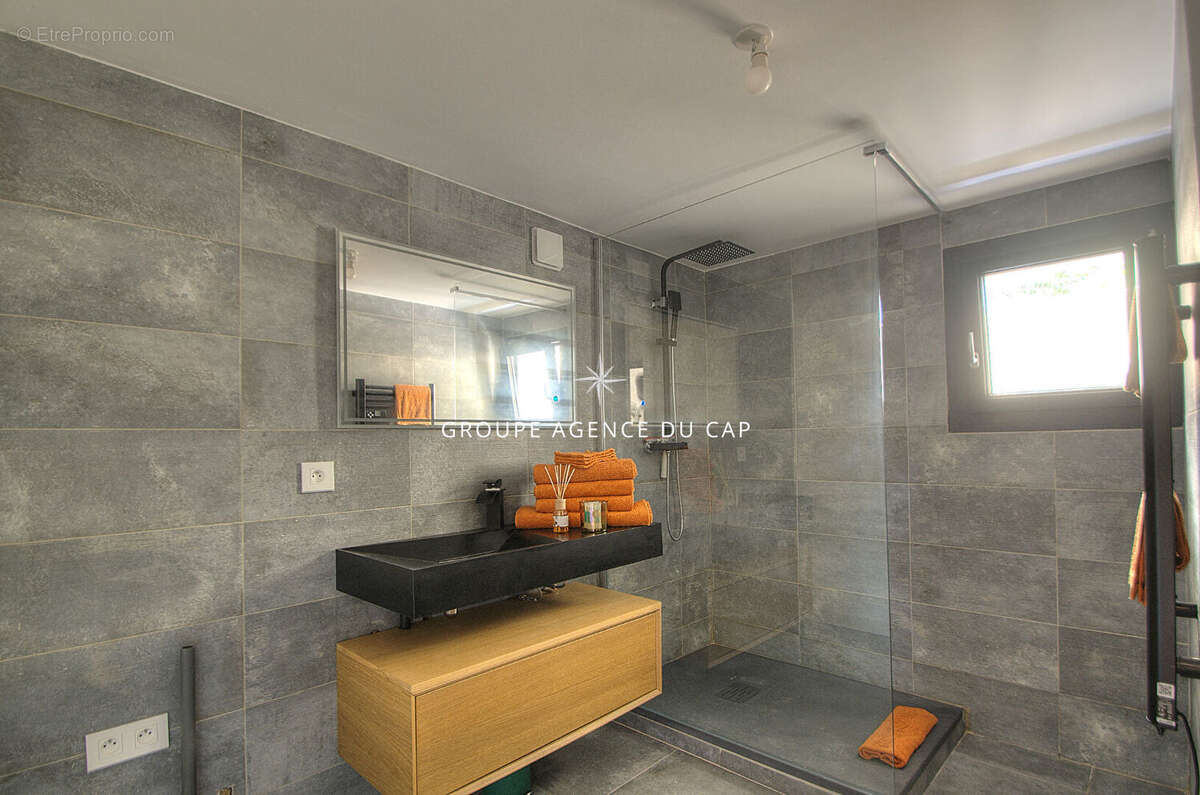 Maison à SAINT-RAPHAEL