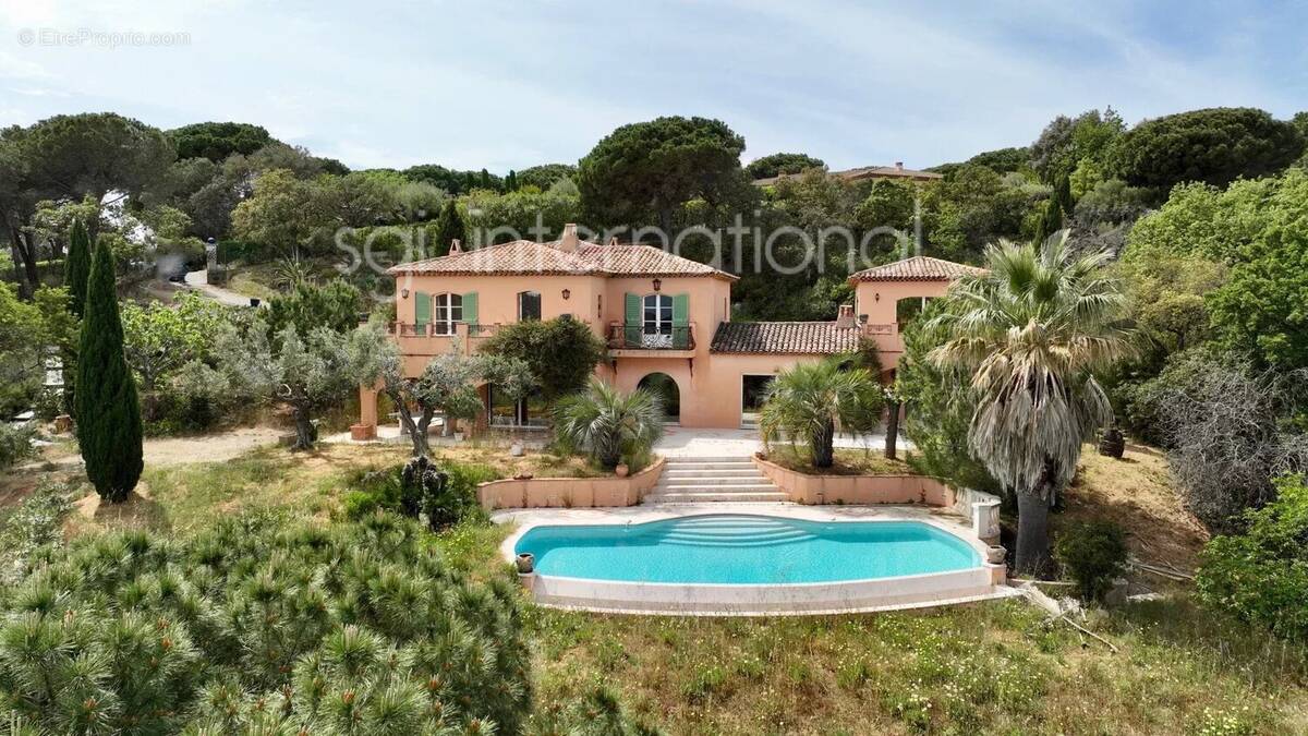 Maison à RAMATUELLE