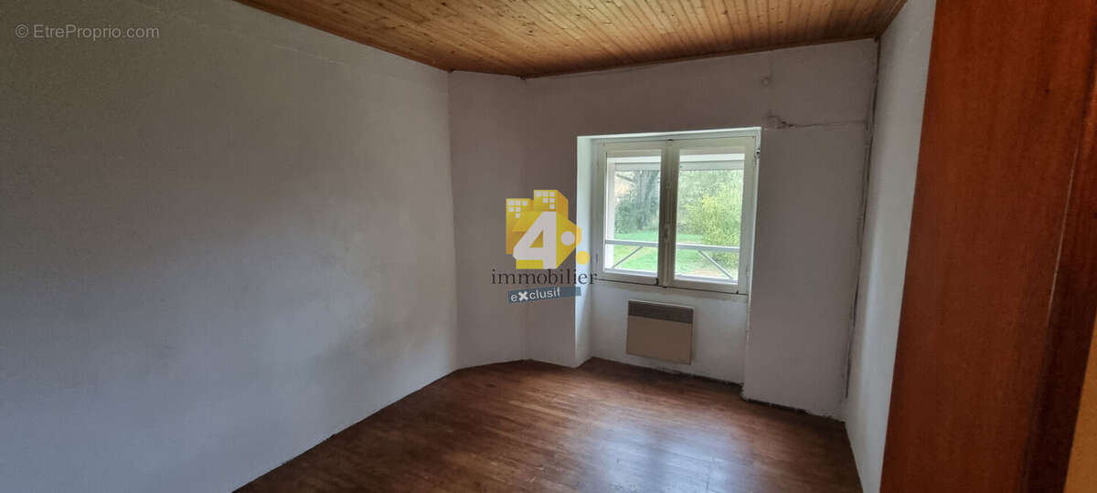 Maison à SAINTE-ANNE-SUR-BRIVET