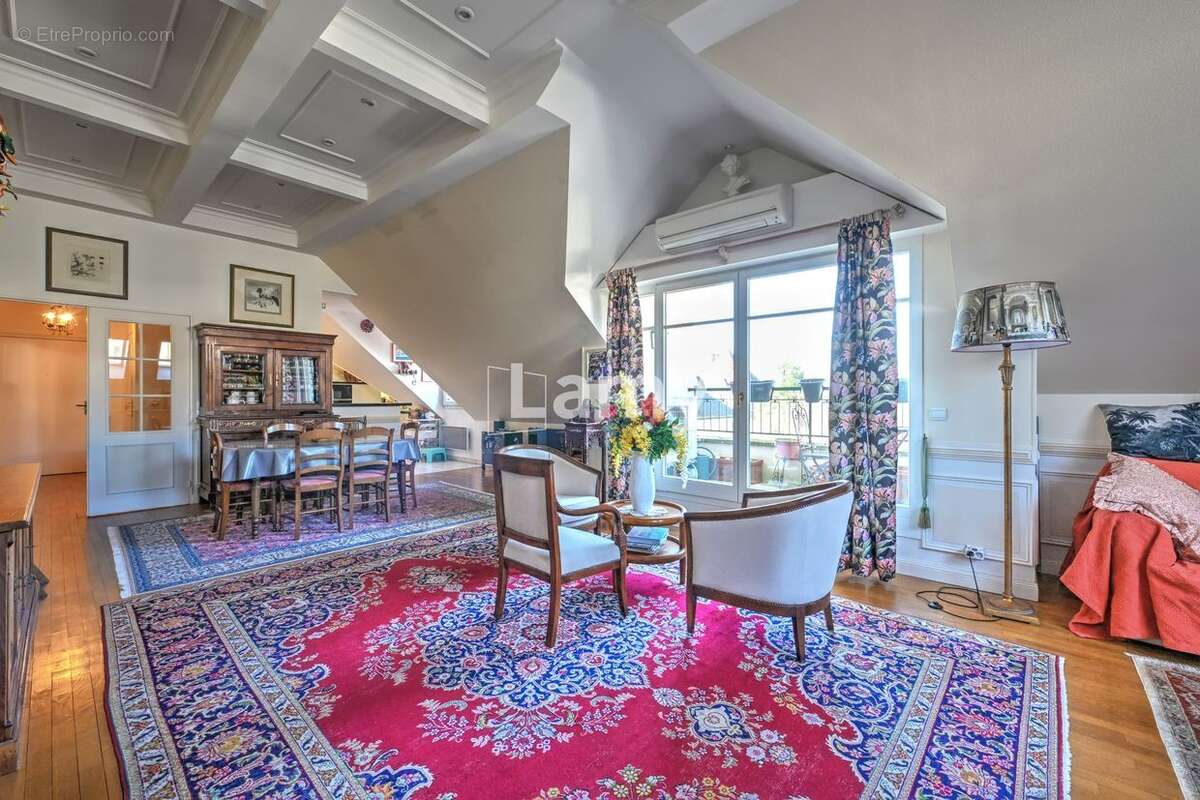 Appartement à VERSAILLES