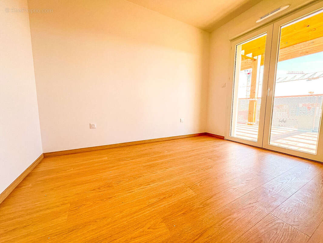 Dernier etage - photo 10