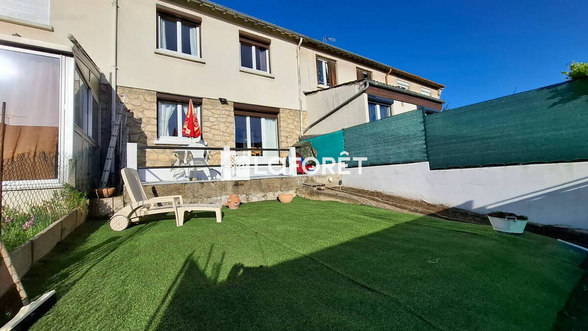 Maison à MANTES-LA-VILLE