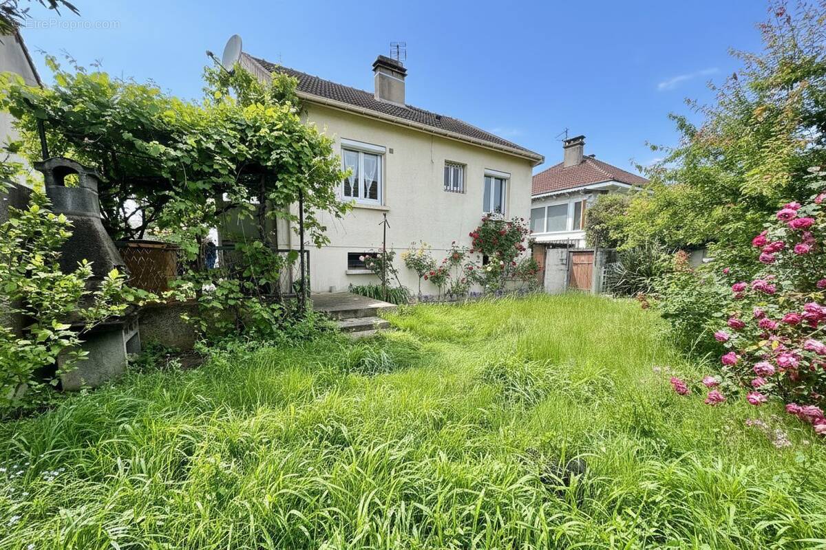 Maison à NOISY-LE-GRAND