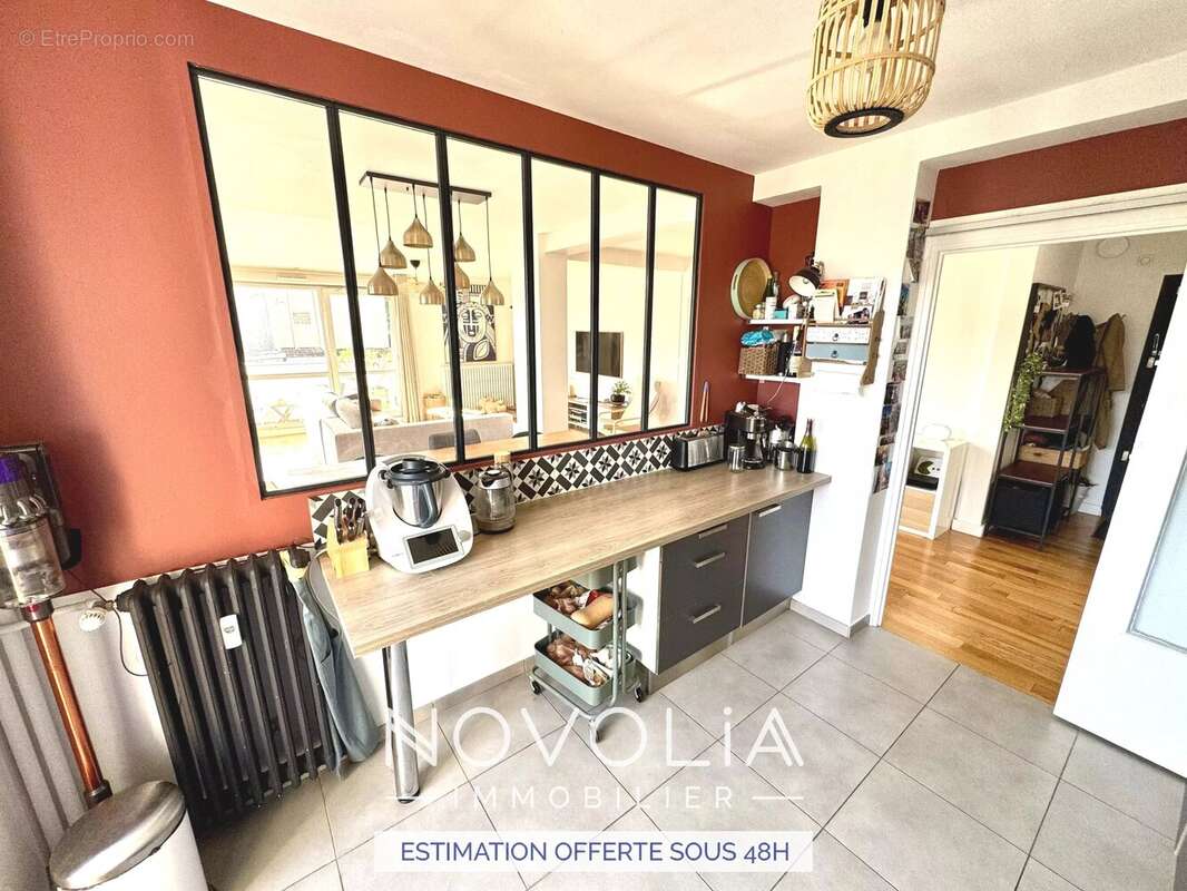 Appartement à LYON-9E