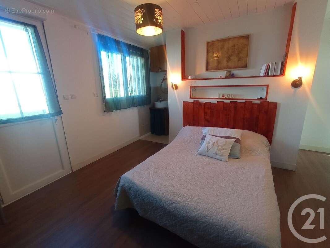 Maison à SAVIGNAC-DE-L&#039;ISLE