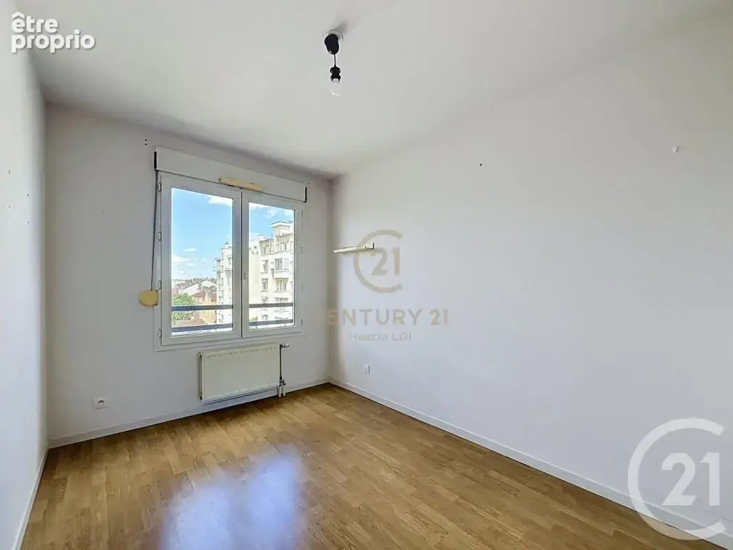 Appartement 92 m² à Lyon-8e  - photo 6