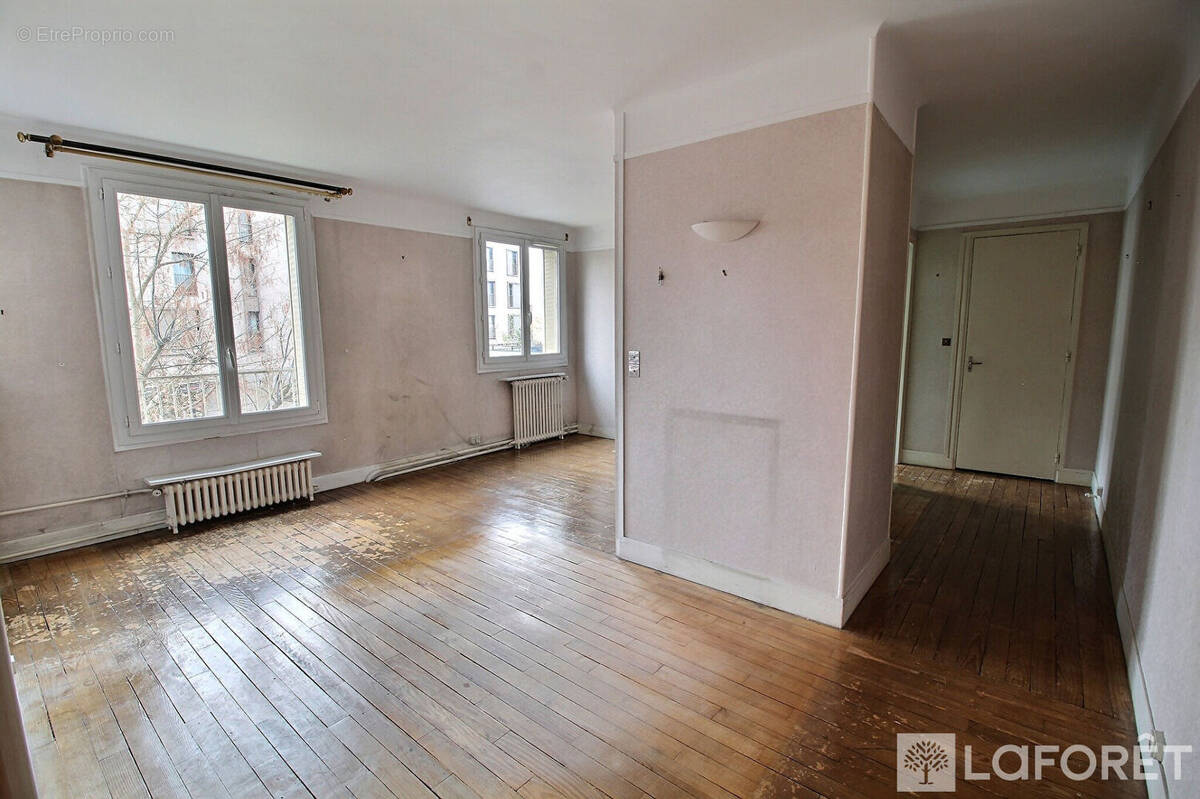 Appartement à COLOMBES