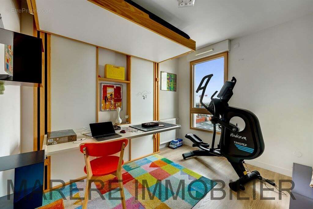 Appartement à AUBERVILLIERS