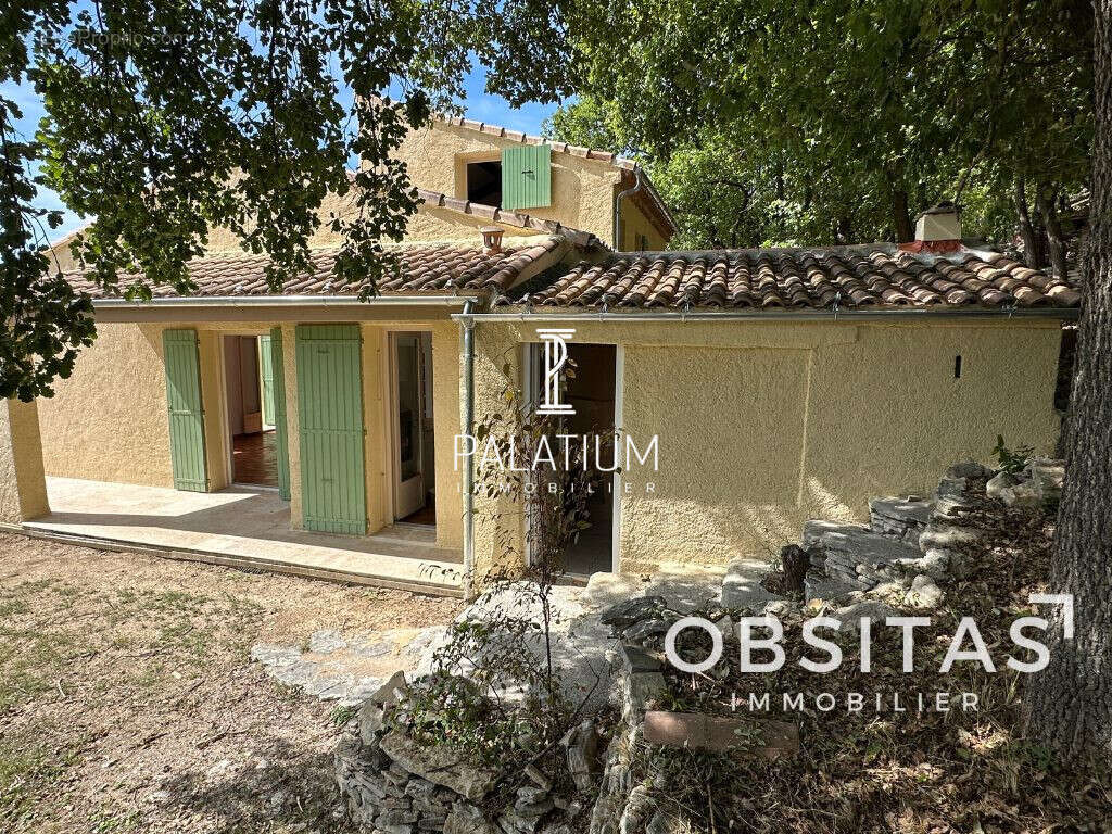 Maison à SAINT-MAIME