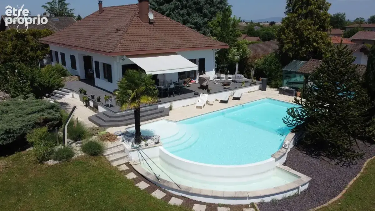 batch_dji_fly_20260528_141942_503_1779970880682_photo_optimized - Maison à PERONNAS