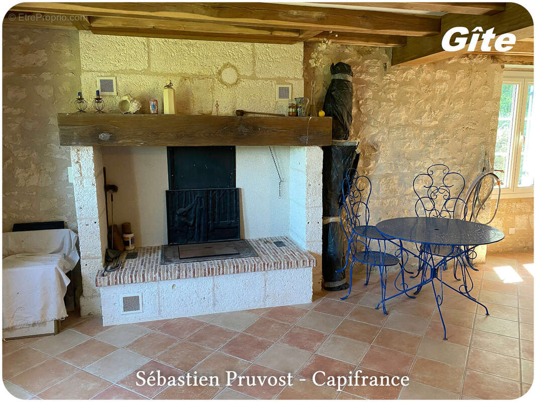 Champagnac de Belair (24), Dordogne, Maison en pierre à vendre, 211 m², 6 Pièces, Terrain 4 332 m², 5 chambres, Gîte, Atelier - photo 25
