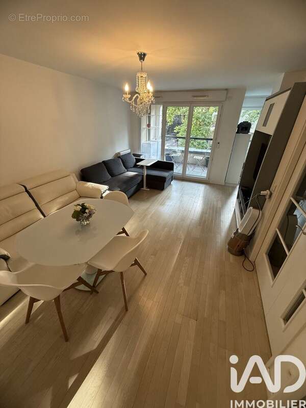 Photo 6 - Appartement à BOURG-LA-REINE