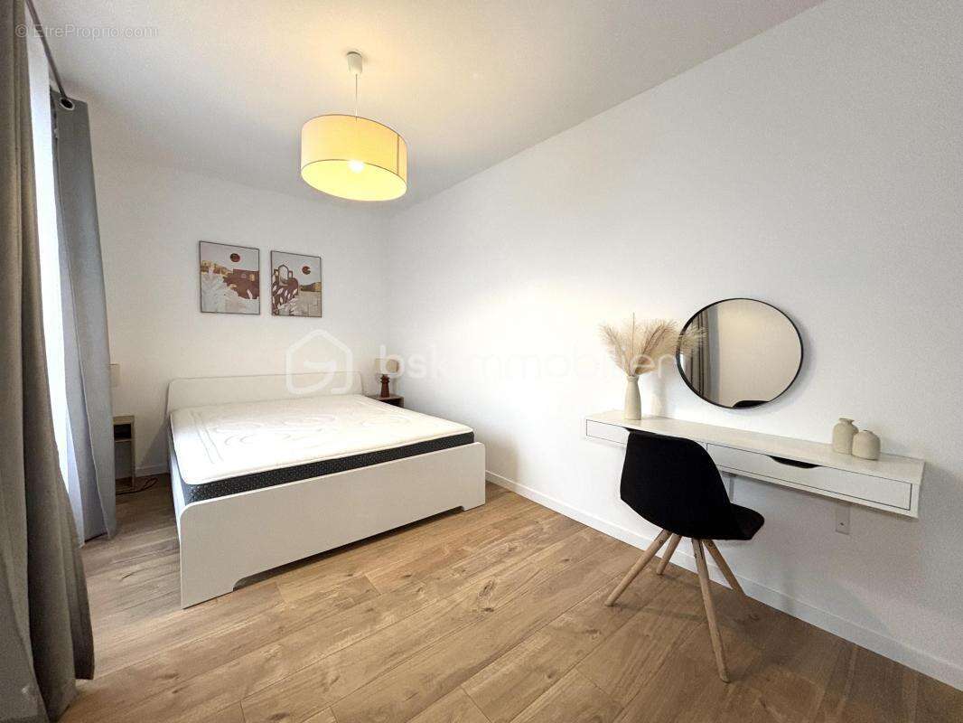 Maison à SAINT-FARGEAU-PONTHIERRY