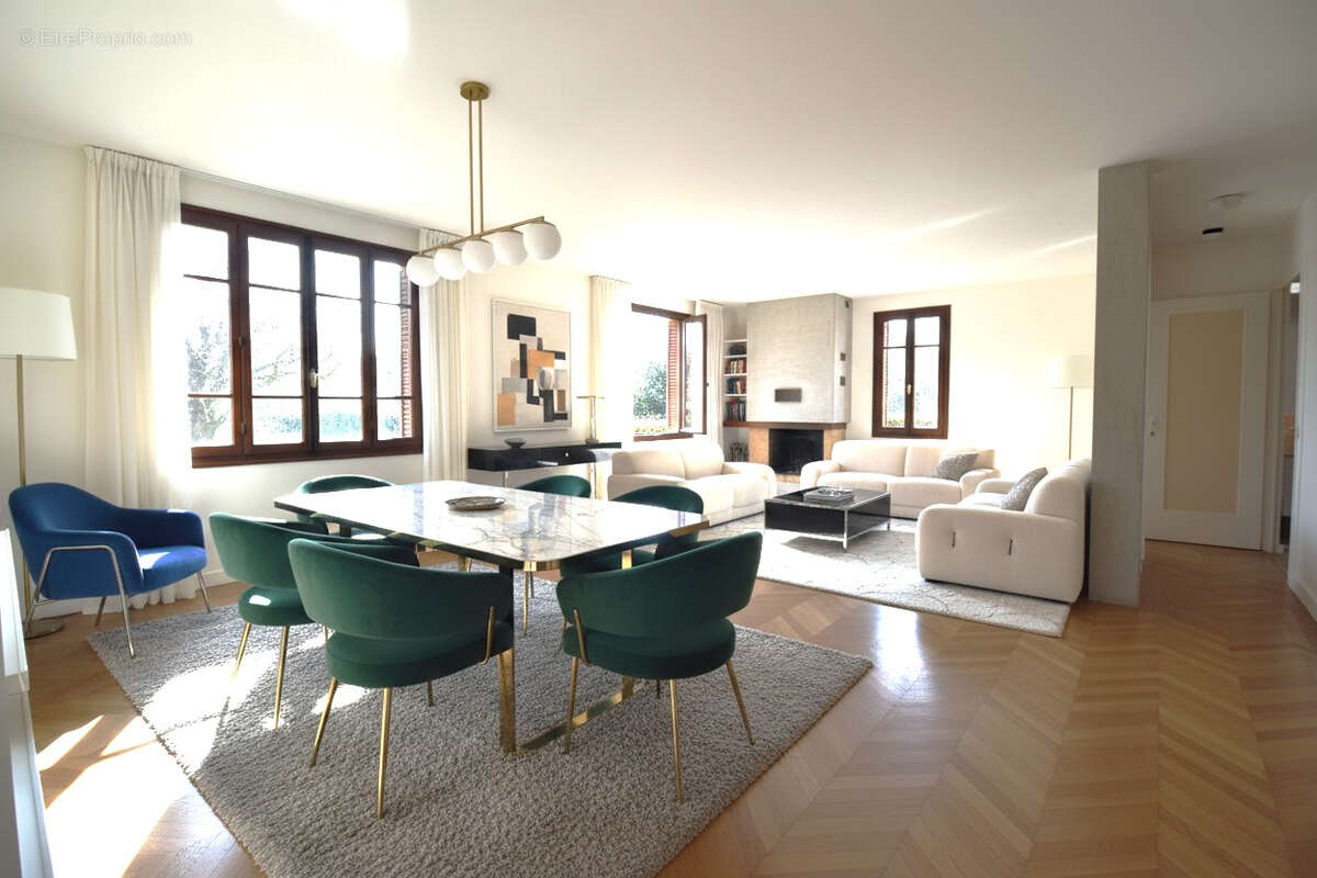 Maison à CHAZAY-D&#039;AZERGUES