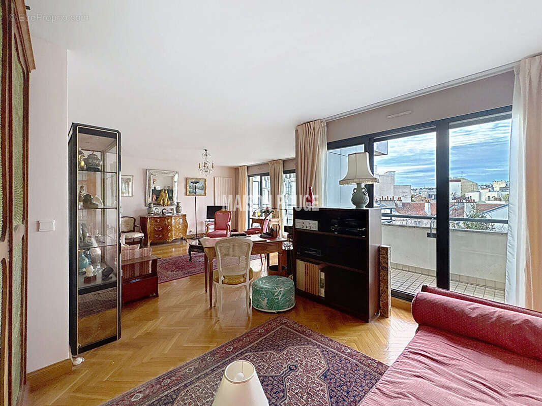 Appartement à BOULOGNE-BILLANCOURT