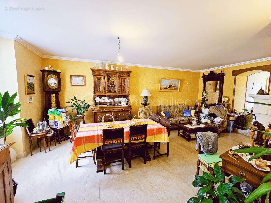 Maison à NANCRAY-SUR-RIMARDE