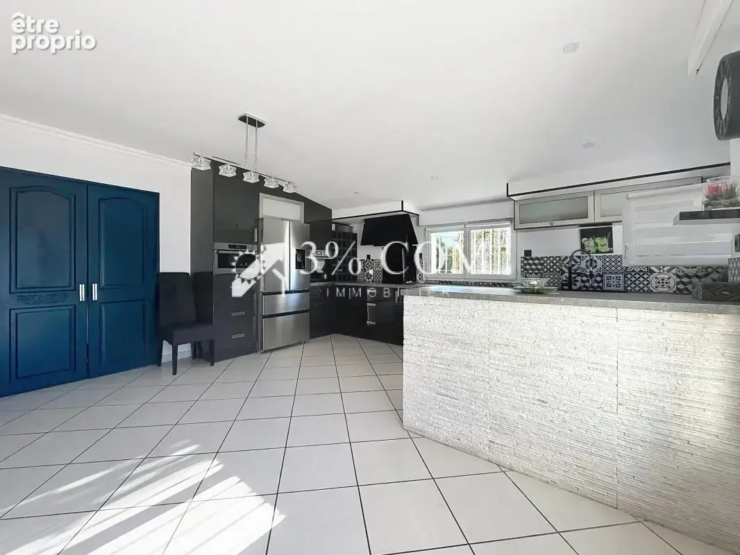 Maison 300 m2 avec 2 logement indépendants sur une parcelle - photo 4