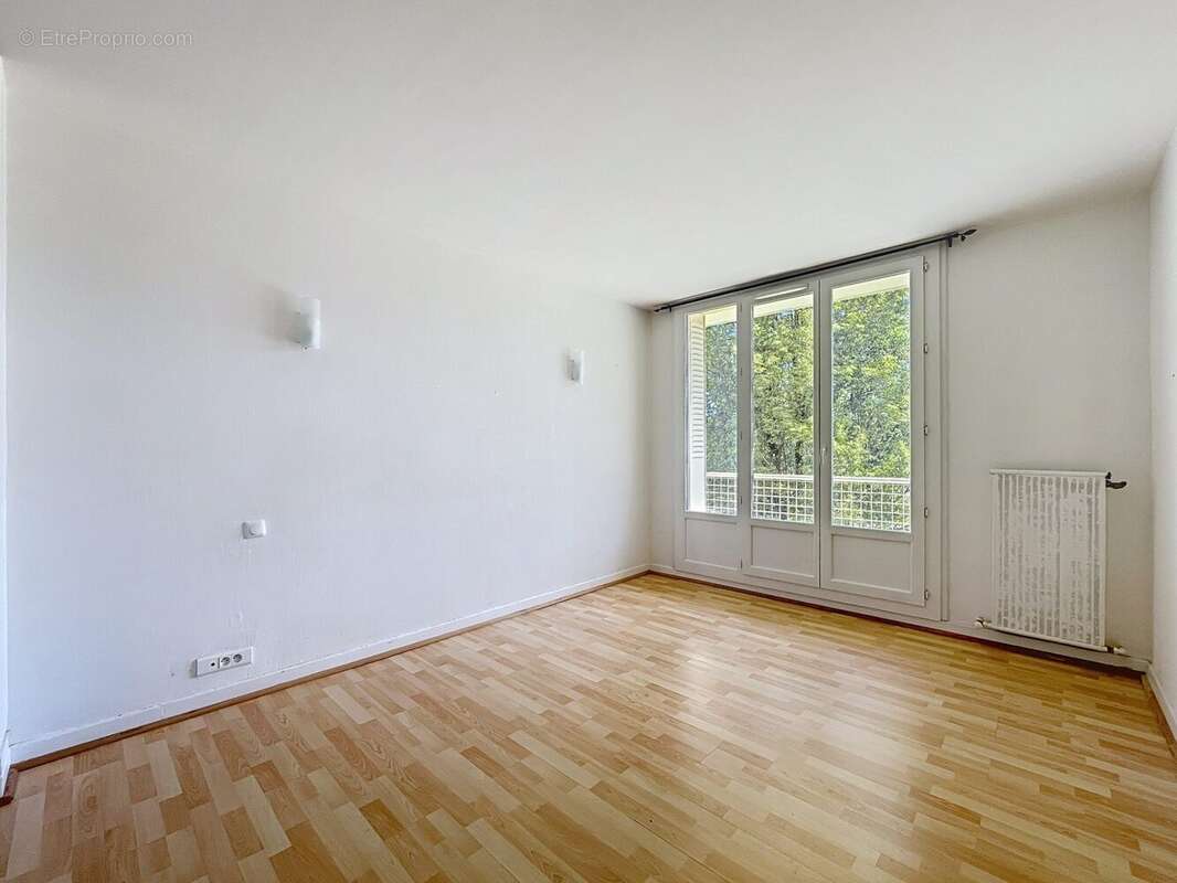 Appartement 41 m² à Sassenage  - photo 2