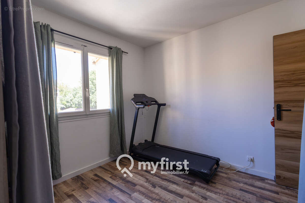 Appartement à OLLIOULES