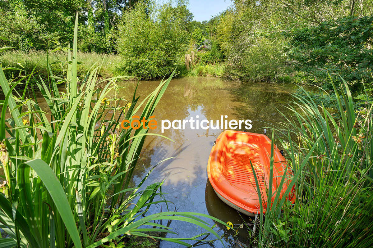 Maison à LA CHAPELLE-DES-MARAIS