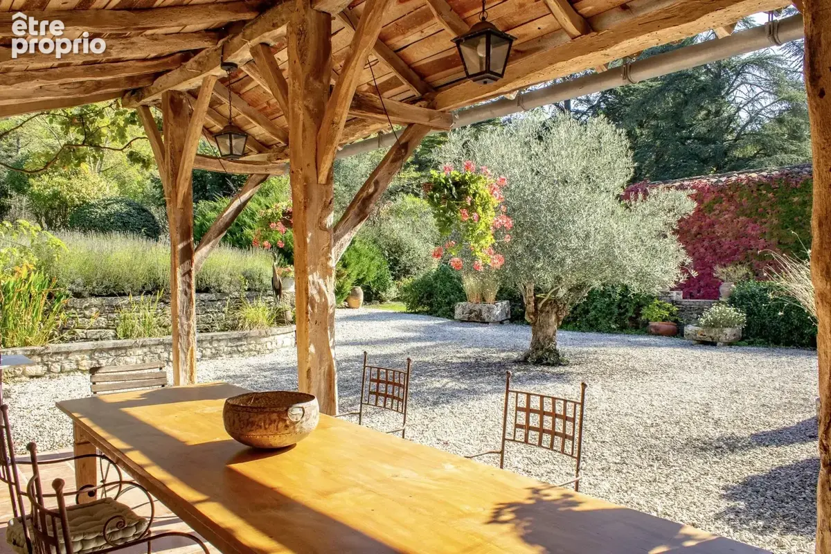 Superbe maison forte restaurée sur plus de 3 hectares - photo 6